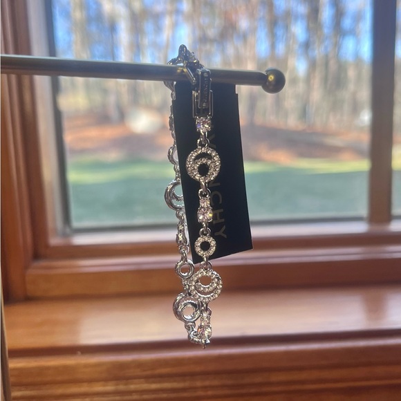 2 PC Set! Givenchy Bracelet & Earrings Set 💎 - Picture 8 of 16